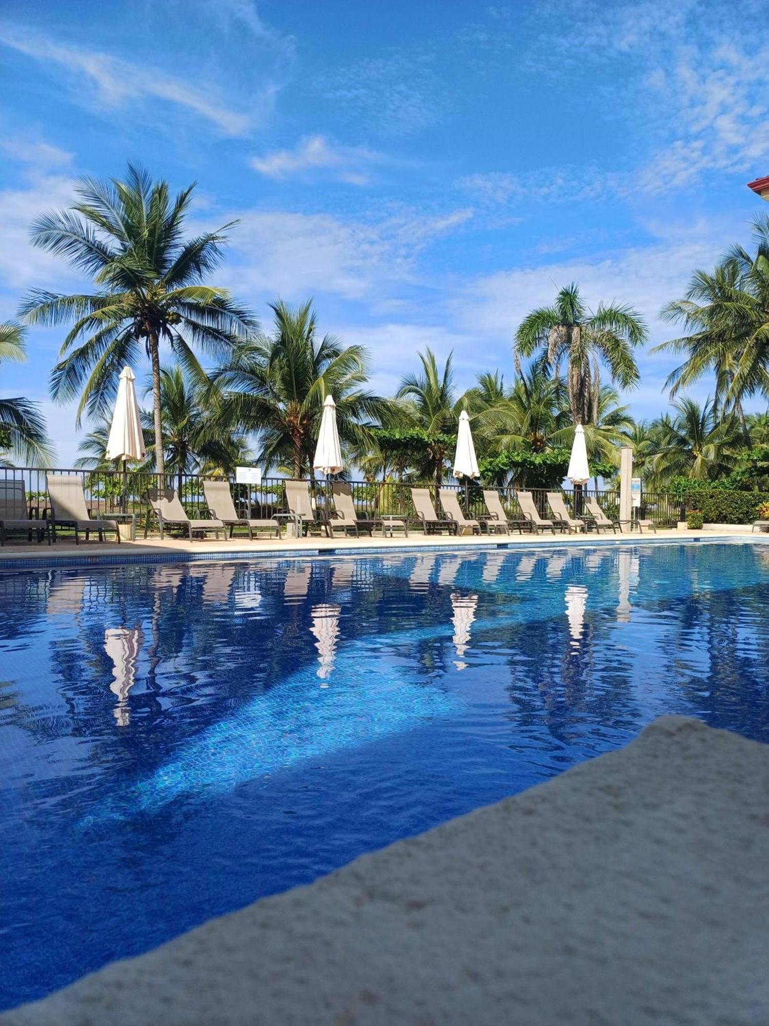 Apartamento De Lujo Las 3 Gotas Jaco, Frente Al Mar Con Vista A La Playa Eksteriør bilde